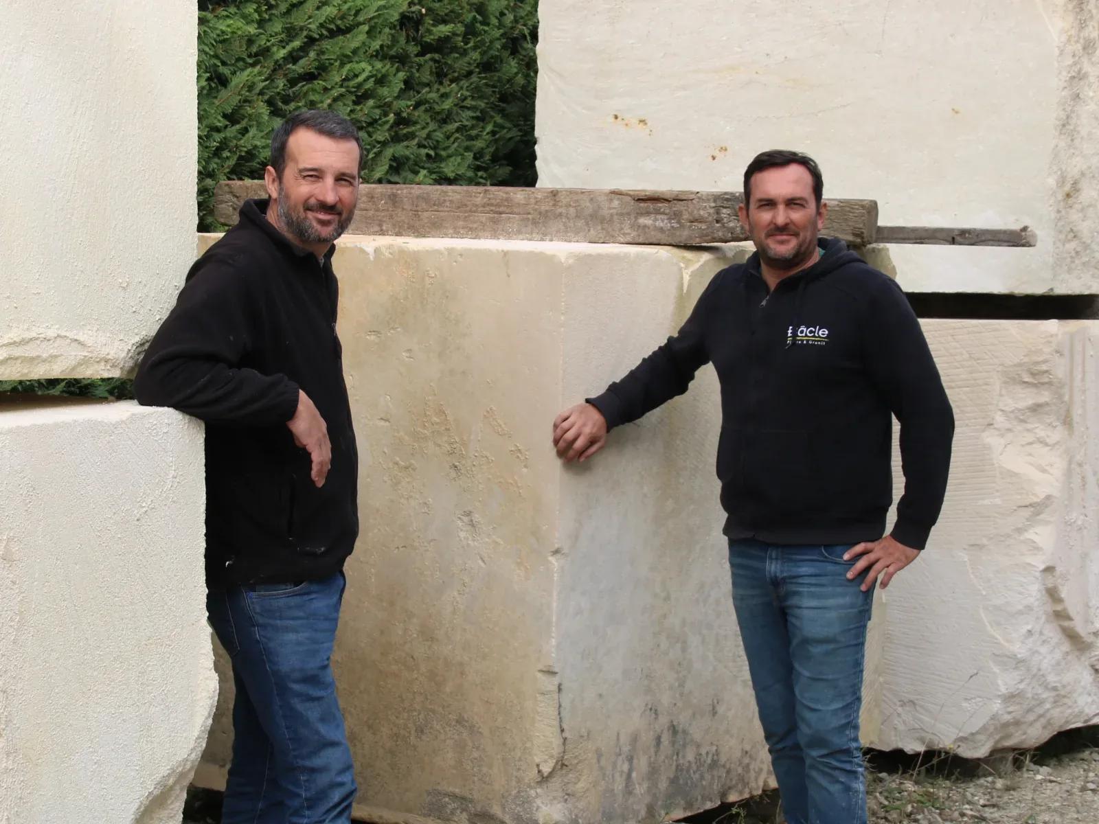 Bâcle Pierre & Granit, marbrier à Barbezieux-Saint-Hilaire · réalisation en pierre naturelle