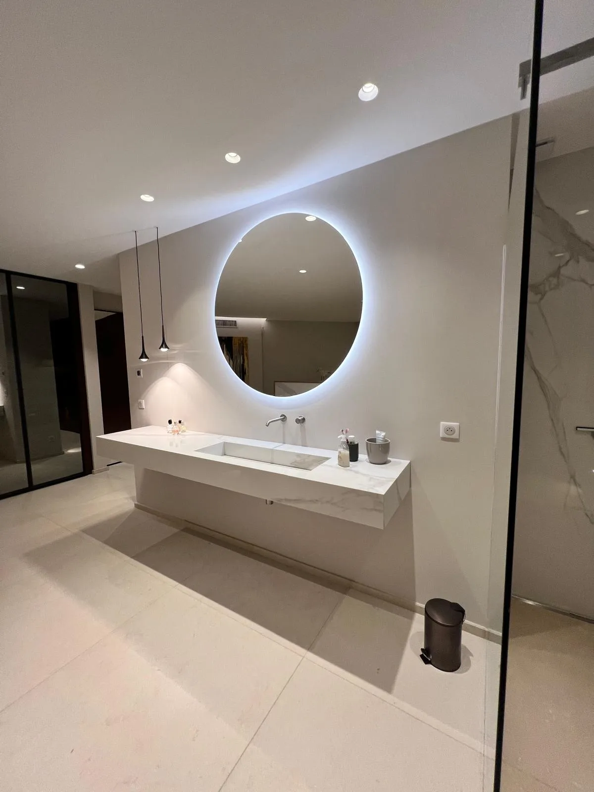Réalisation salle de bain en pierre naturelle
